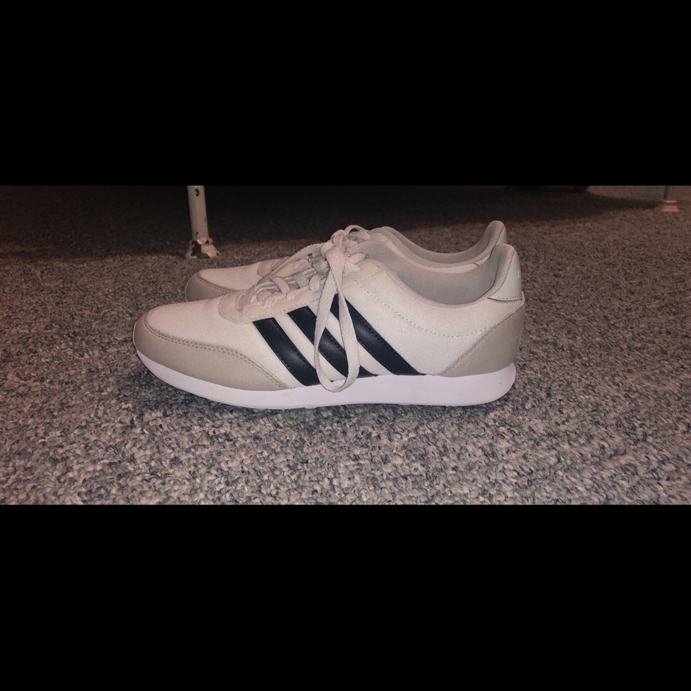 Adidas tennis shoes